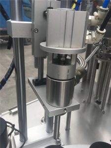 Kozmetička mašina za punjenje kozmetičkih ultrazvučnih brtvi